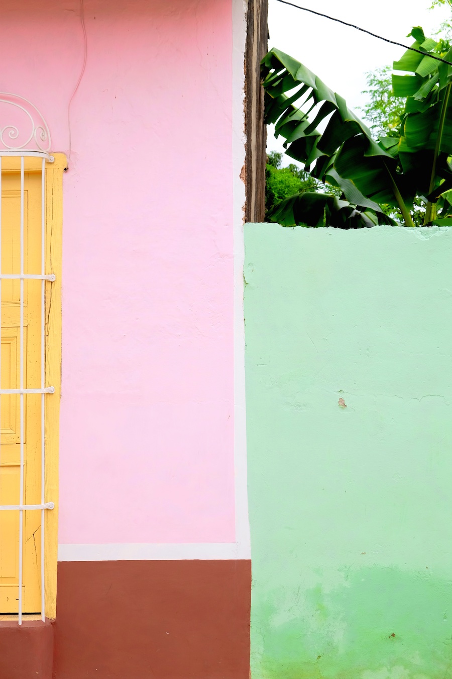 Beautiful Colors and Geometry of the Cuban Architecture-15
