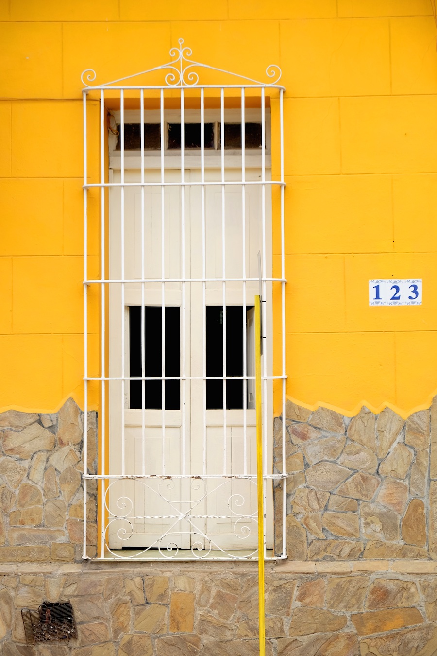 Beautiful Colors and Geometry of the Cuban Architecture-16