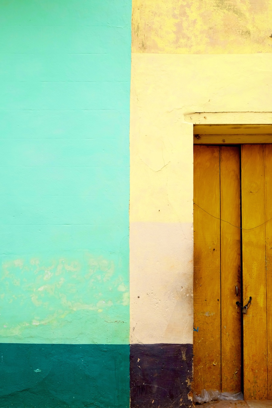 Beautiful Colors and Geometry of the Cuban Architecture-2