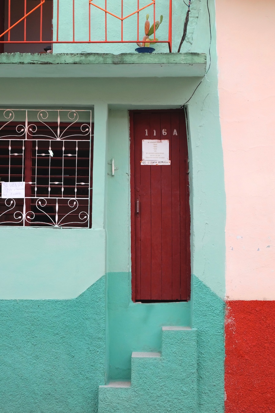 Beautiful Colors and Geometry of the Cuban Architecture-23