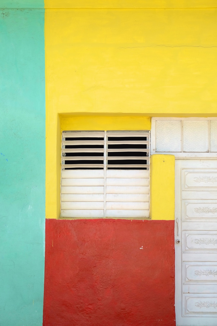 Beautiful Colors and Geometry of the Cuban Architecture-34