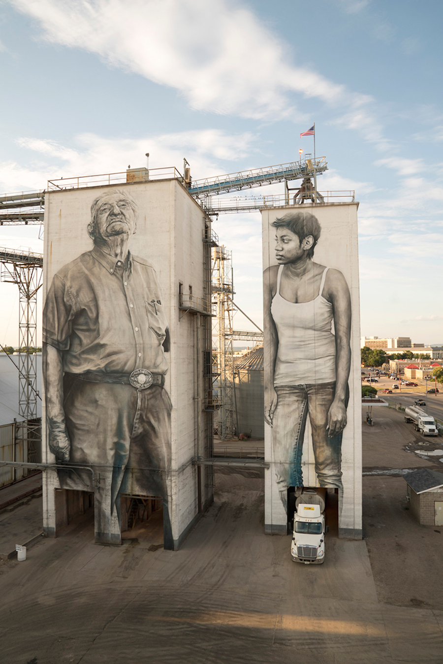 Gigantic and Realistic Mural Portraits in Arkansas-3