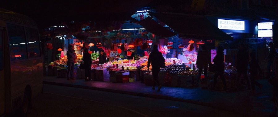 Immersive Daily Life Photography in Hong Kong-0