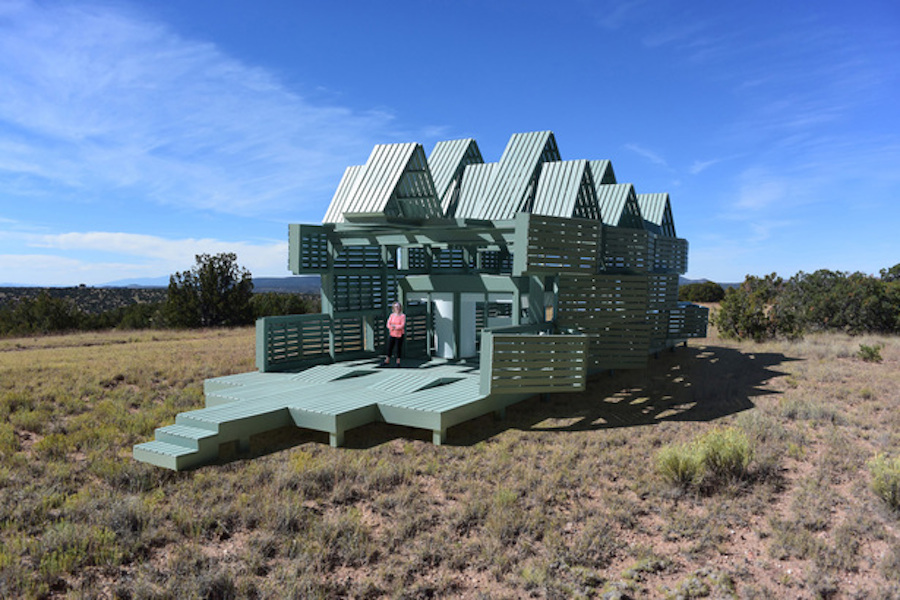 Incredible Malleable House by Michael Jantzen-11