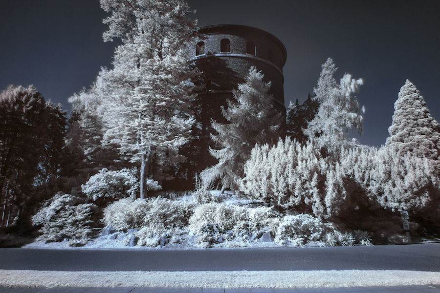 Photographical Exploration of the US in Infrared-17
