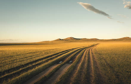 Stunning Photographic Trip Across the Steppes of Mongolia