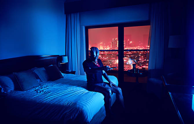 Surprising Pictures of the Daily Life of an Extraterrestrial