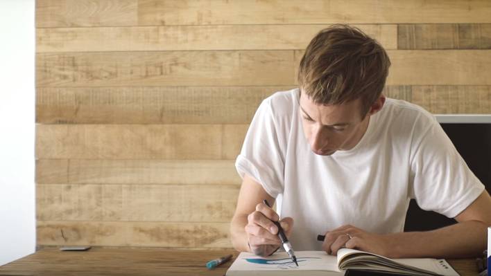 SERIF Journal – Artist & Drawer Jean Jullien