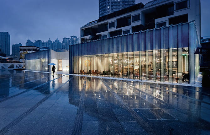 The New Starbucks Coffee Shop in Shanghai