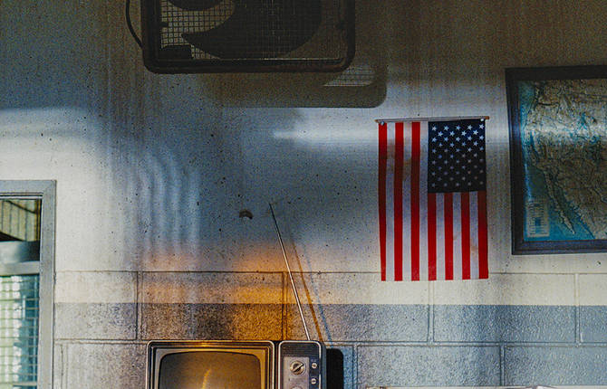 Colored & Vintage America Photographs by Axel Morin
