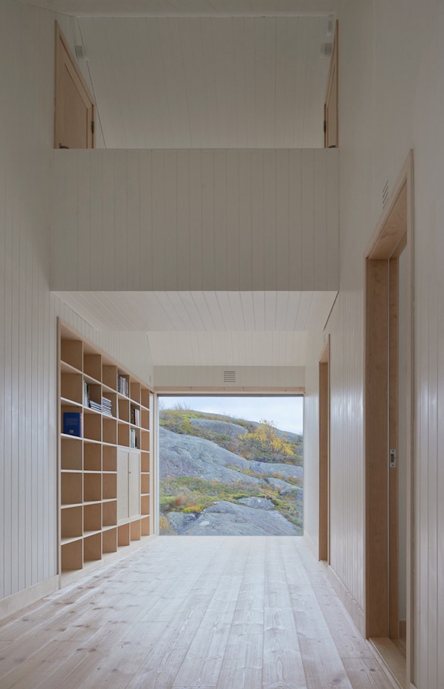 Architectural Wooden Cottage in Norway-8