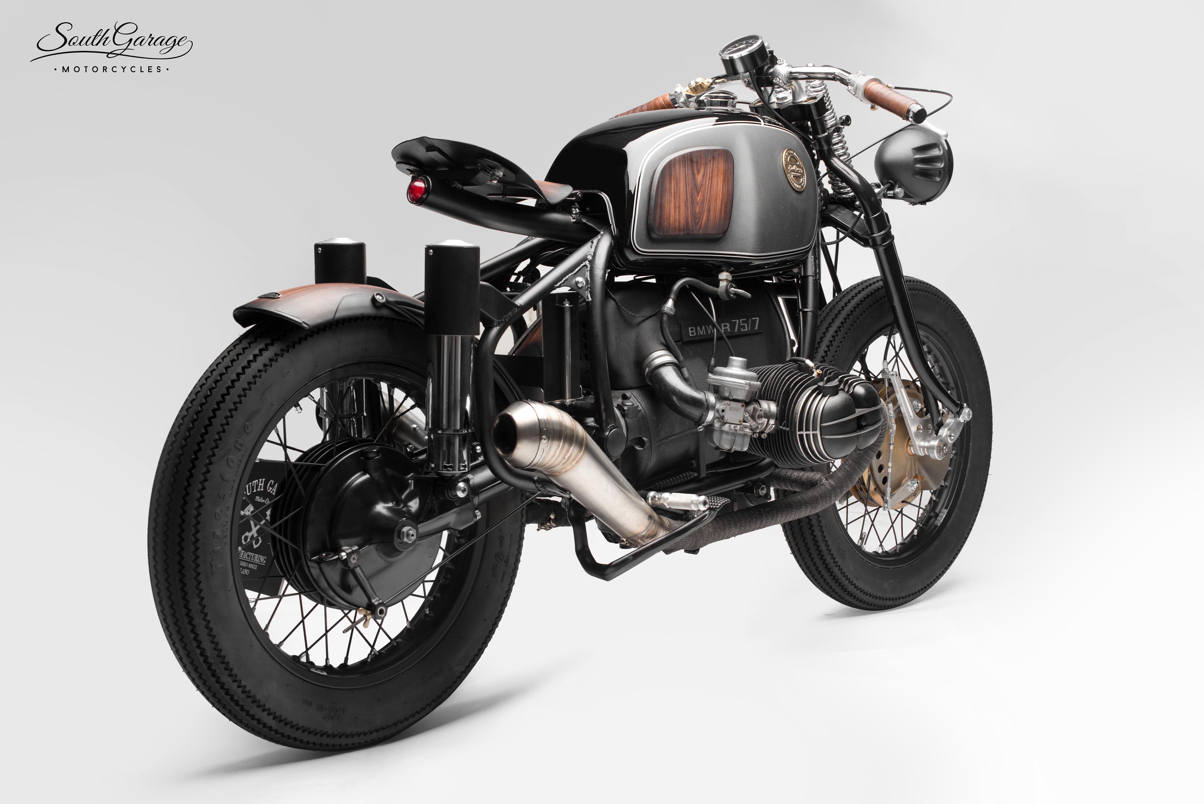 BeautifulModifiedBMWR75:76