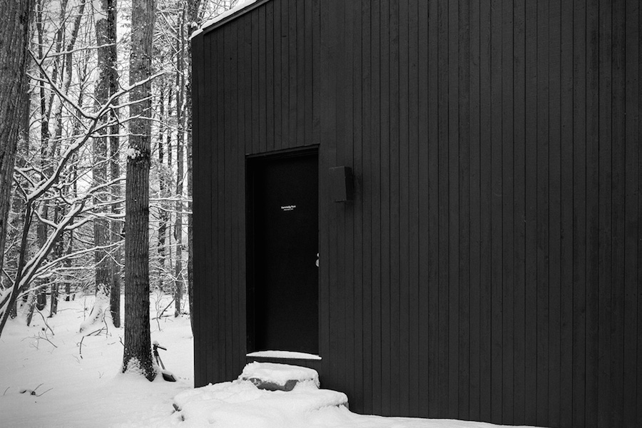 Minimalist Norwegian Wooden Cabin in New York-2