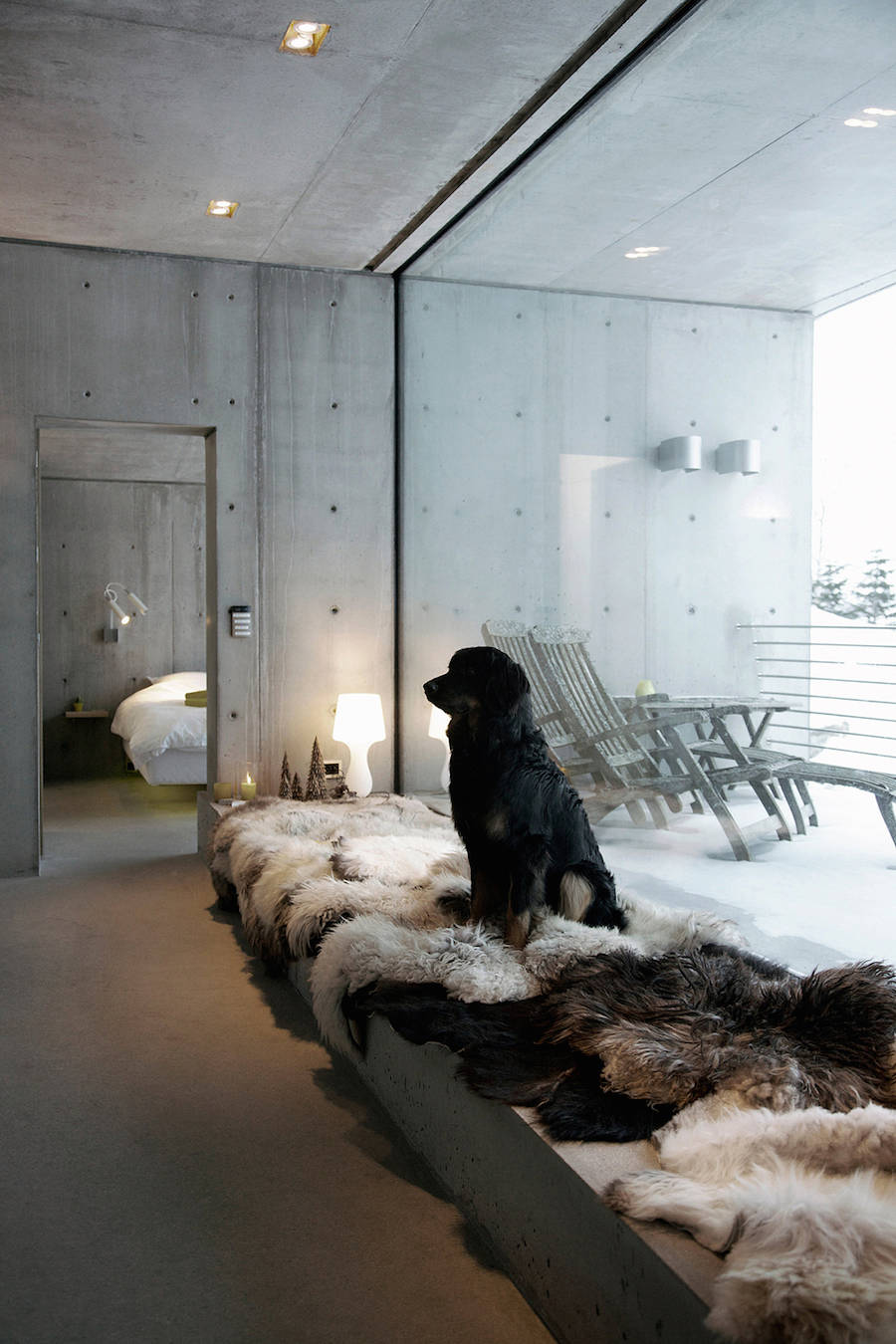 Modern-Concrete-House-in-Norway-3-900x1350