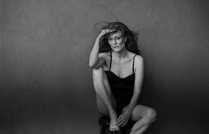 New 2017 Pirelli Calendar by Peter Lindbergh