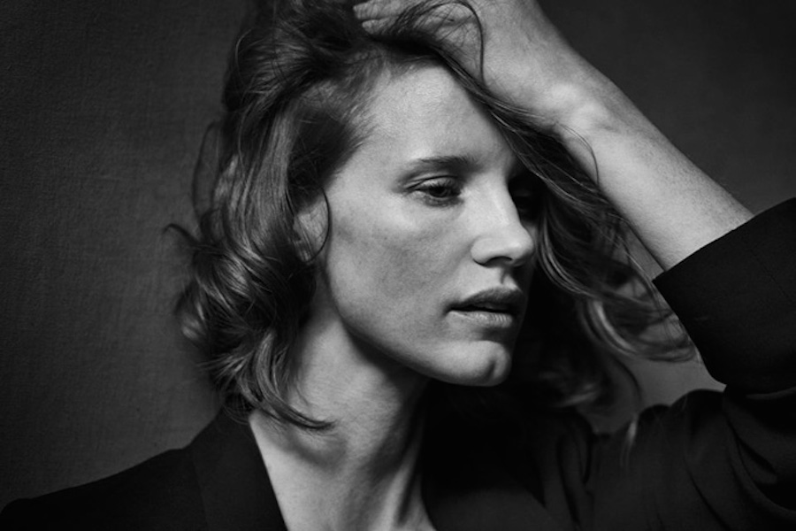 New 2017 Pirelli Calendar by Peter Lindbergh-20