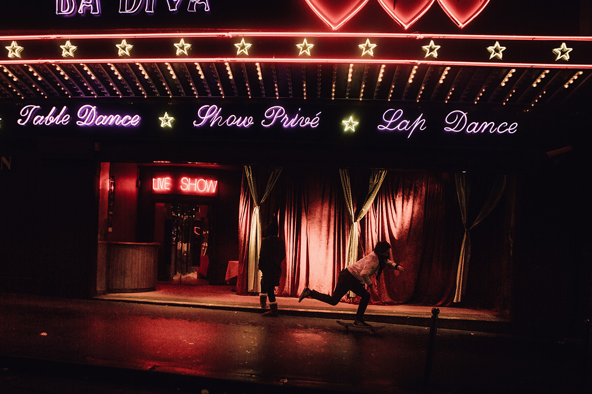 Skating in Pigalle5