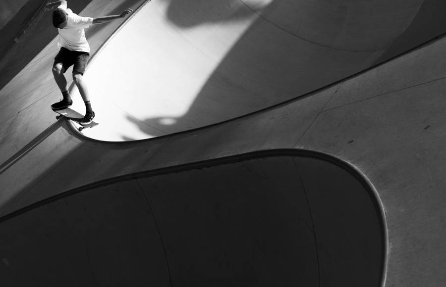 Impressive Skaters Photographs by Tamas Keefer