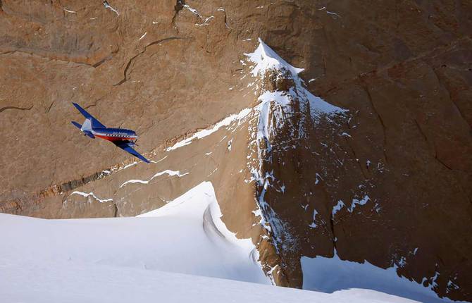 Luxury and Unique Camp in Antartica