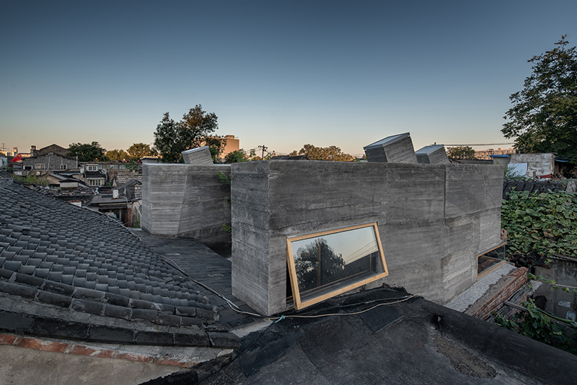 ZAO-standardarchitecture-micro-hutong-hostel-beijing-designboom-02