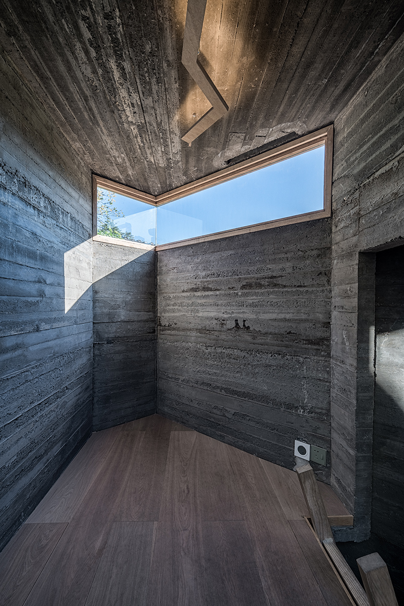 ZAO-standardarchitecture-micro-hutong-hostel-beijing-designboom-08