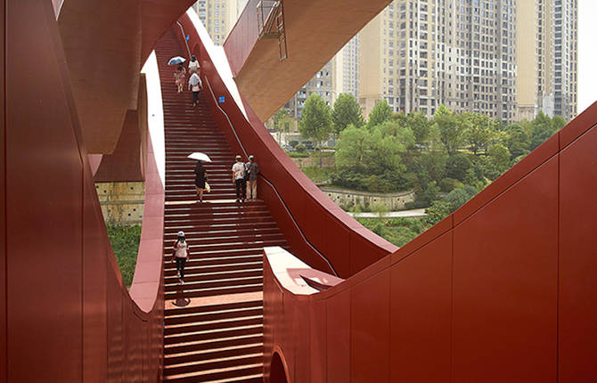 Playful Architectural Bridge in China