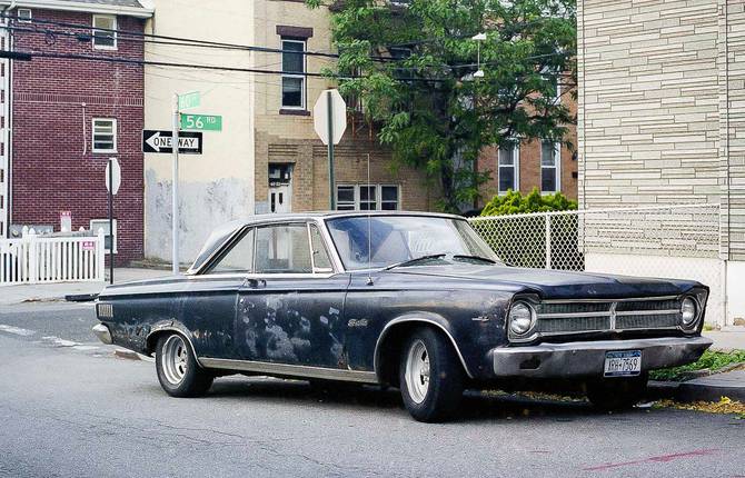 Vintage New York Cars by Sam Golanski