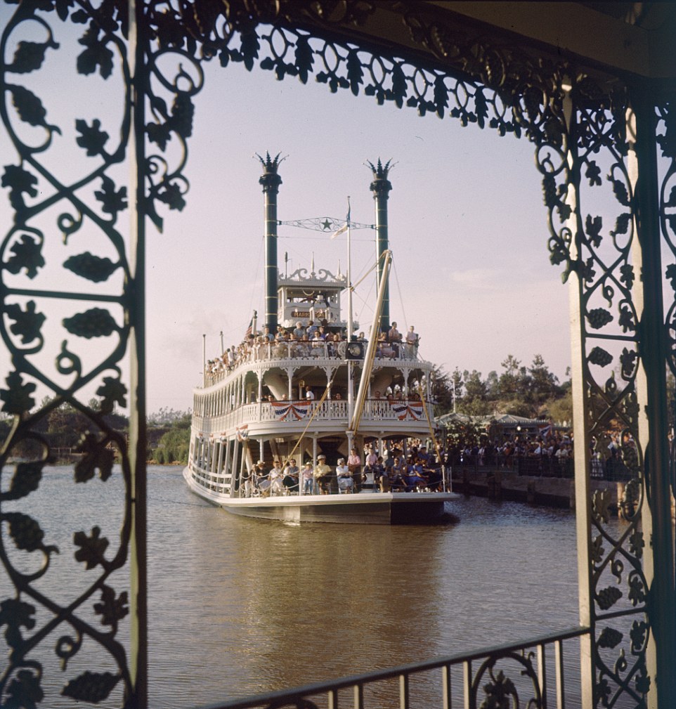 vintagedisneylandopen3