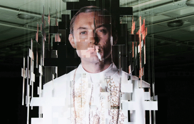 Michael Murphy « The Young Pope » Awesome Installation