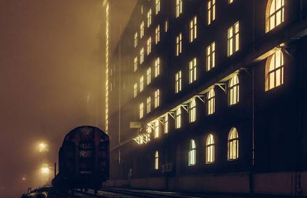 Enigmatic and Powerful Pictures of Cities at Night