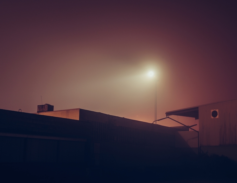 Enigmatic and Powerful Pictures of Cities at Night-9