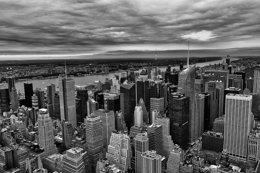 Majestic Black and White Pictures of NYC-13