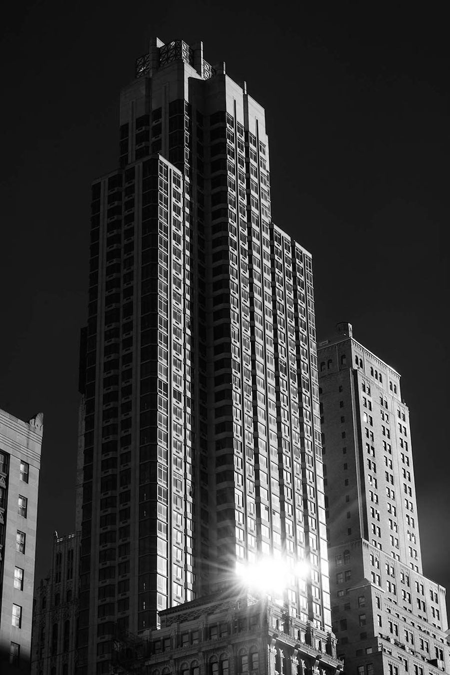 Majestic Black and White Pictures of NYC-15