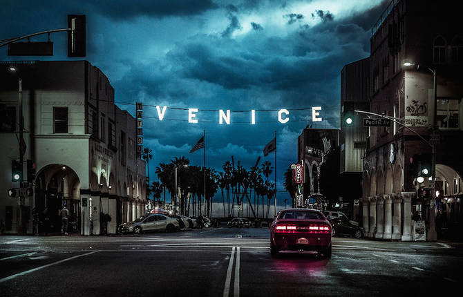 Photo Series of Daily Life in Venice, California