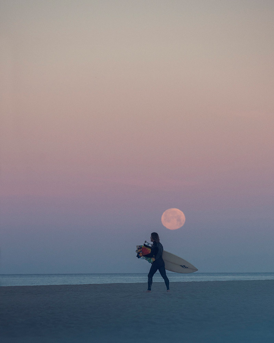 Photo Series of Daily Life in Venice, California-2