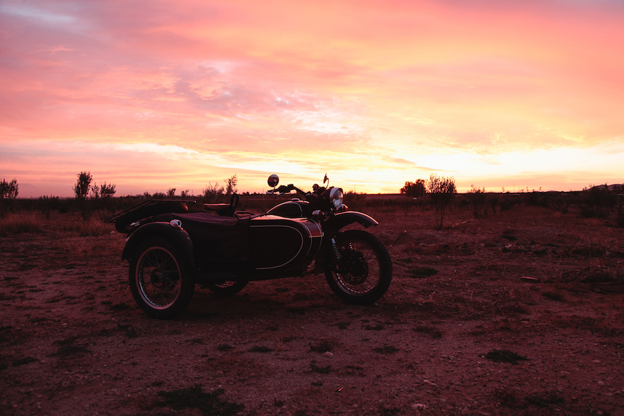 Riders-desert12