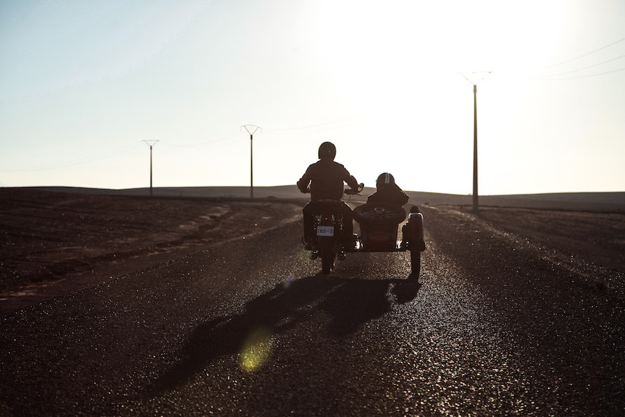 Sur la route d'Agafaï avec les Insiders. / On the road to Agafay with the Insiders.