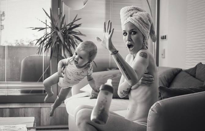 Funny Photographs of People Surprised in Their Privacy