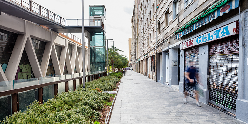 jardins-de-la-rambla-de-sants-barcelona-elevated-park-sergi-godia-ana-molino-03