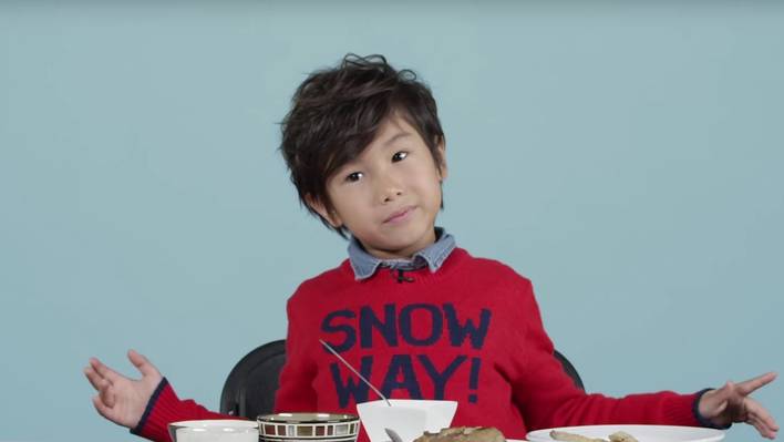 American Kids Try the Filipino Food