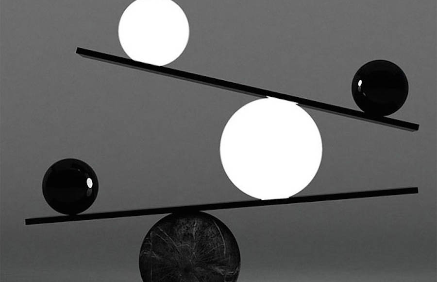 Black & White Balance Lamp by Victor Castanera