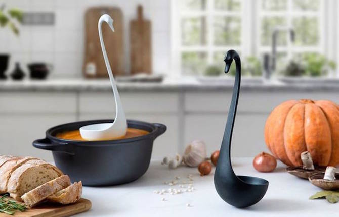 Funny Floating Swan-Shaped Ladle by OTOTO Design