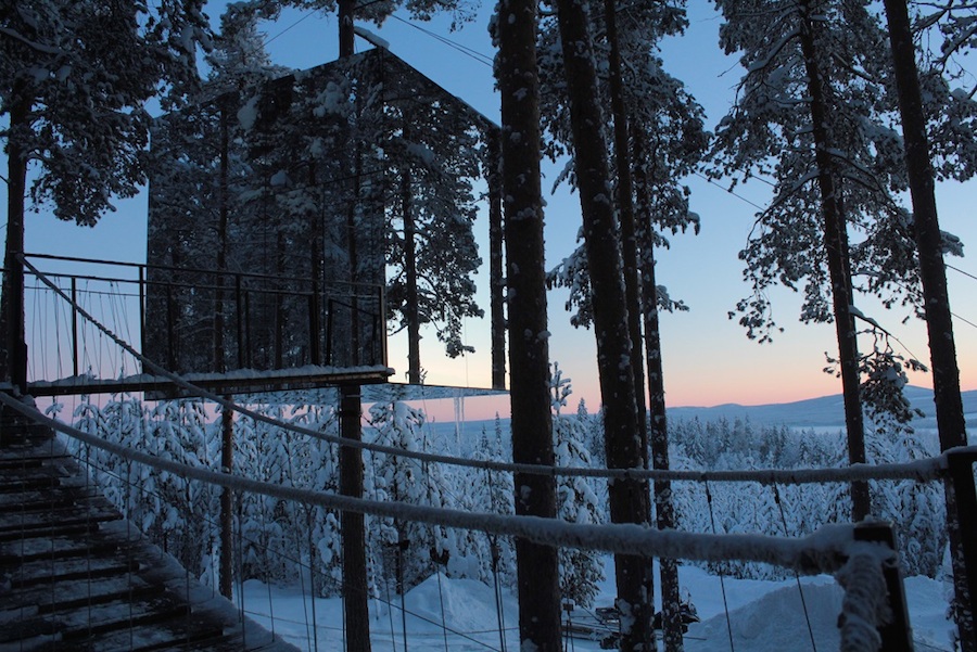 Incredible Mirror Cube Habitation in Sweden-0