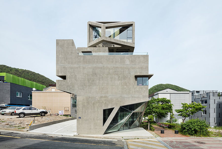 Owl-Shaped Concrete House in South Korea-1
