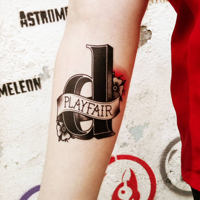 Very Graphic Tattoos Paying Tribute to Famous Typefaces – Fubiz Media