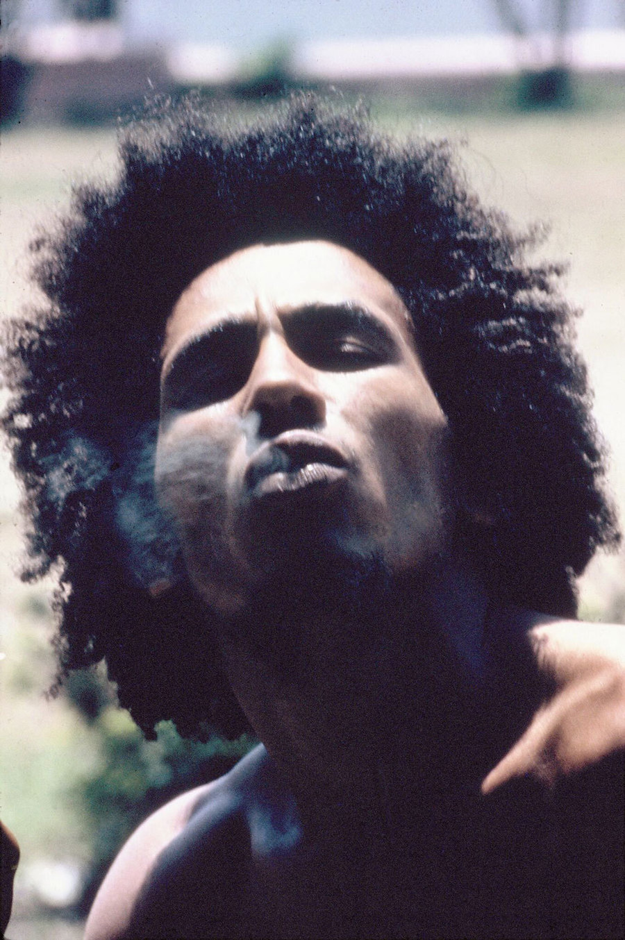 bob-marley-intimate-portraits-in-jamaica-fubiz-media