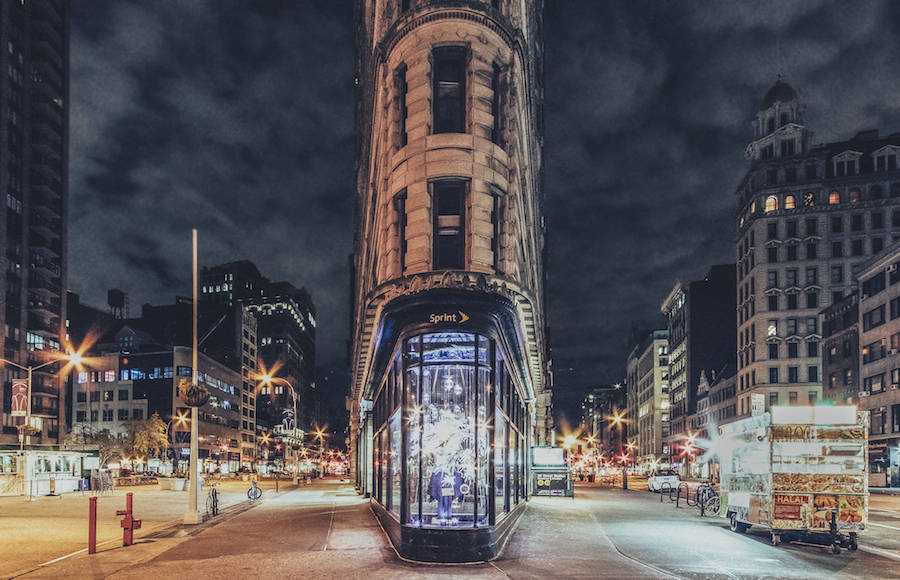 Unusual Photographs of the Empty Streets of New York During Thanks Giving