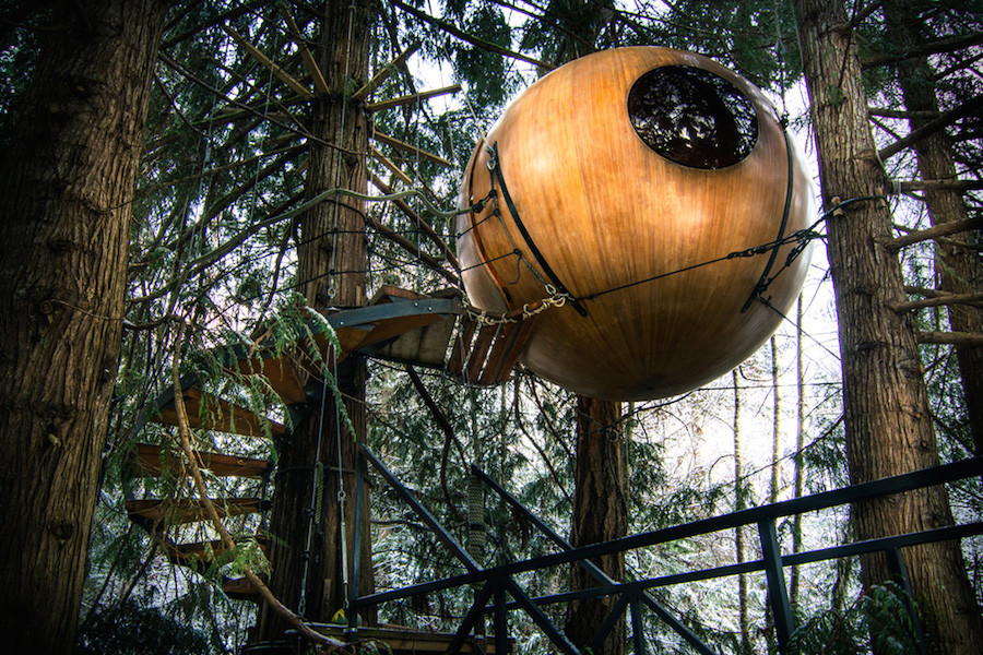 Gorgeous Spherical Tree-House Hotel in Canada-1