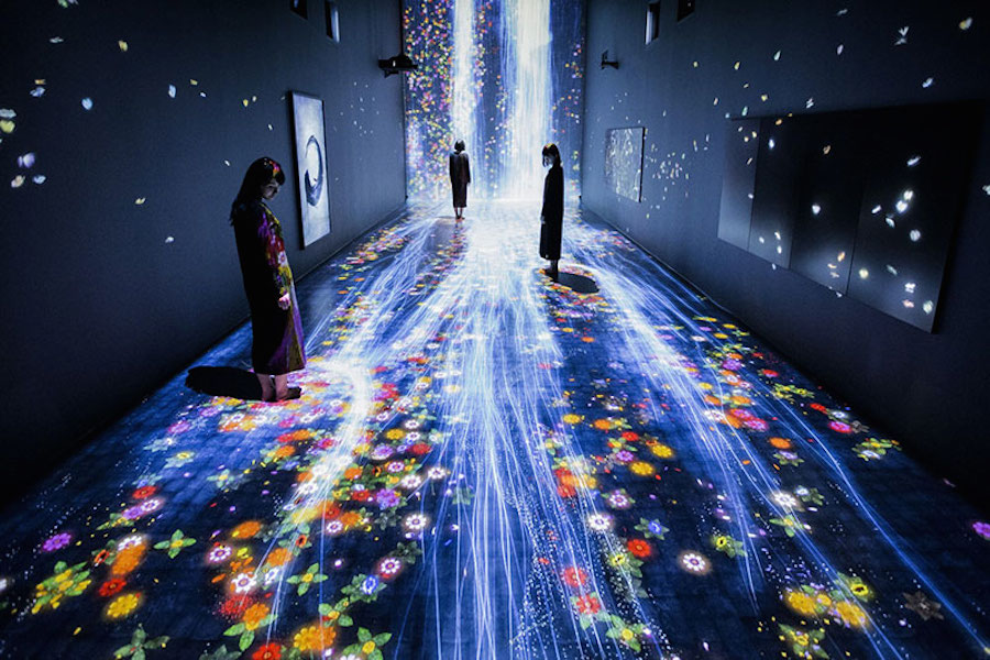 Immersive Interactive Installation in an Art Gallery in London-0