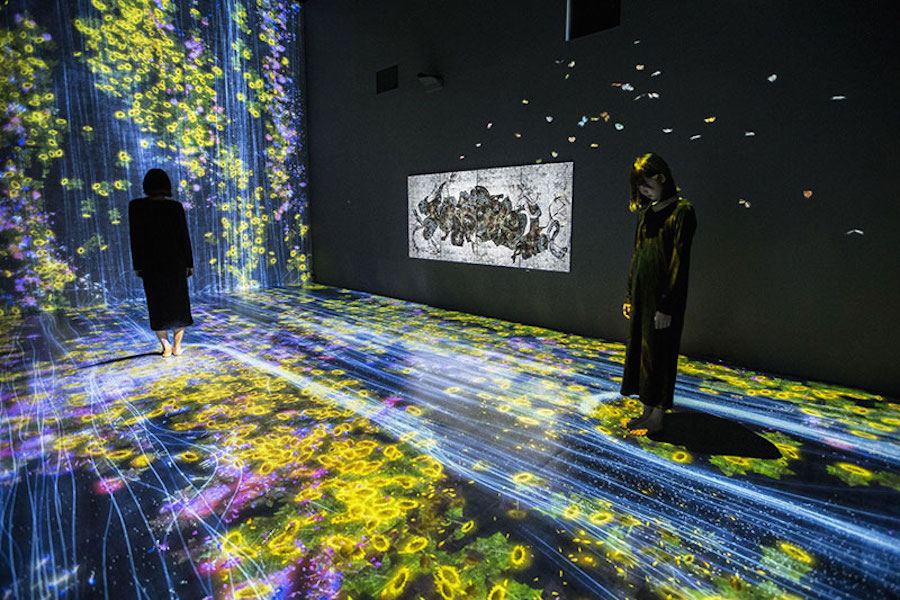 Immersive Interactive Installation in an Art Gallery in London-4